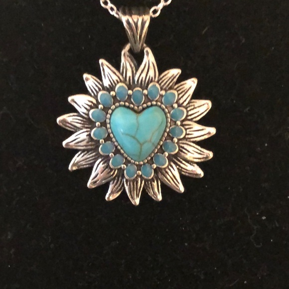 - Silver and Turquoise Heart Pendant Necklace - Picture 2 of 7